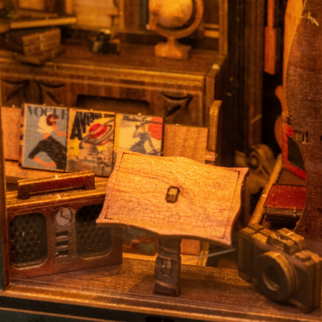 Old Bookstore Book Nook Kit